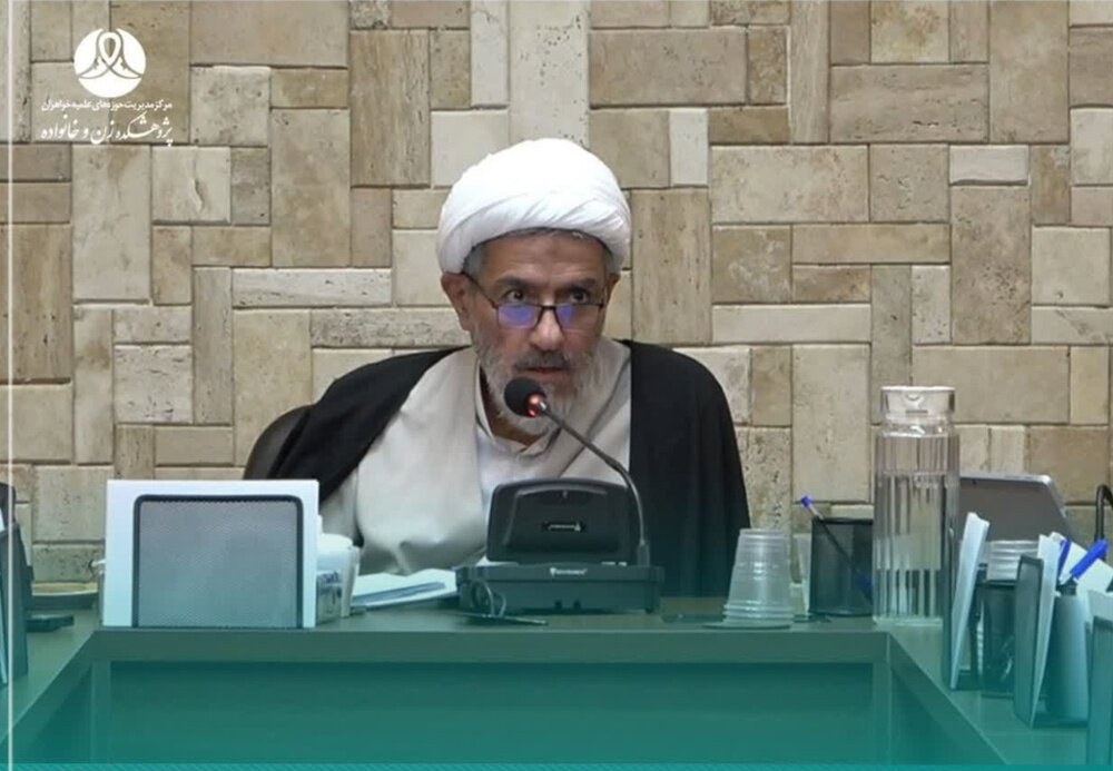 زیبایی‌نژاد: بی‌تفاوتی خواص آغاز تحول فرهنگی است